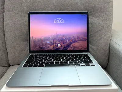MacBook Air 13 inch 8gb - Ram 250gb - SSD Battery Health - 94% 2022 Feb