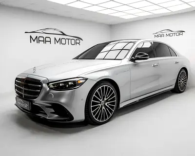 Pristine 2022 Mercedes-Benz S 580 - Luxury Sedan - Loaded with Options