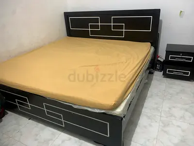 King size bed