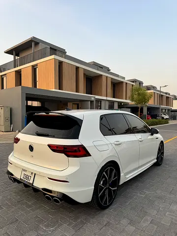 صورة 7 لـ 2023 Volkswagen GOLF R