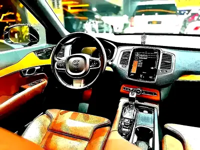 صورة 11 لـ 2021 Volvo XC90