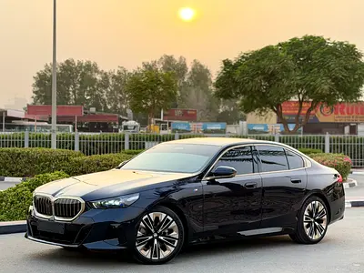 BMW 520i M-SPORT 2026–UNDER WARRANTY—CONTRACT SERVICE—ORIGINAL PAINT