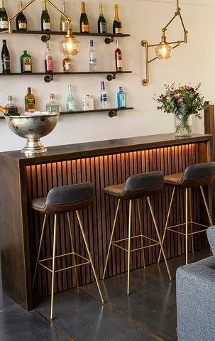 Wooden Bar Counter with 3 Velvet-Seat Bar Stools