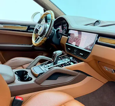 صورة مصغرة 11 لـ 2021 Porsche CAYENNE