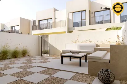 Modern 3BR | Vacant | Single Row | Investors Deal