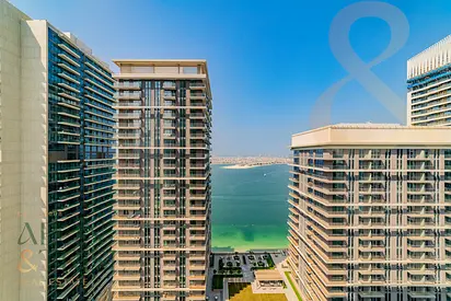 Marina Vista | 1-Bedroom| Stunning Marina Views