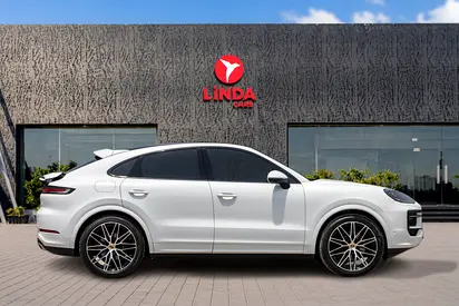 صورة مصغرة 7 لـ 2024 Porsche CAYENNE