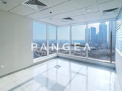 Corner Unit | Partitioned | Open View