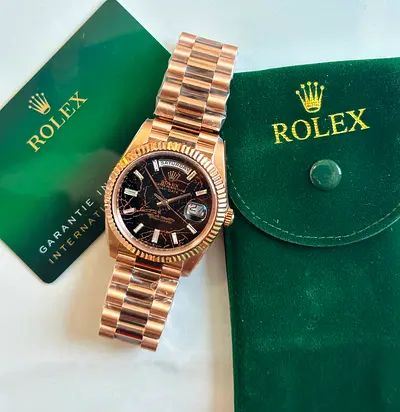 Rolex Day-Date 40mm is crafted from 18 ct Everose gold