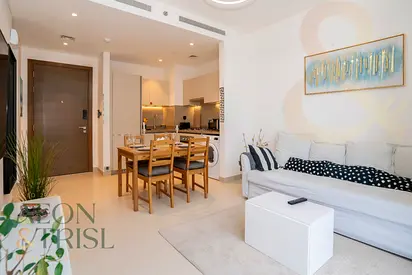 Fully furnished |Highest floor |1bed|Chiller free