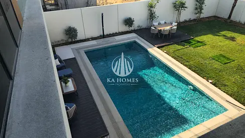 🔑 Villas ready for immediate handover – Freehold ownership for Arab nationals only.