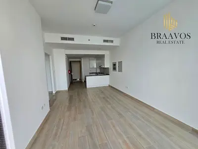 POOL VIEW | BRIGHT UNIT | EAST FACING