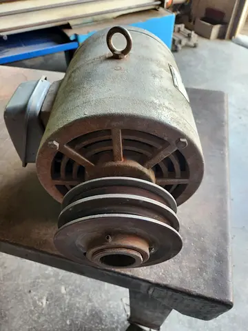 Hitachi 3-Phase motor