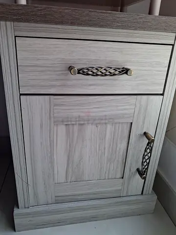 Light grey wooden bedside cabinet / nightstand with drawer and door