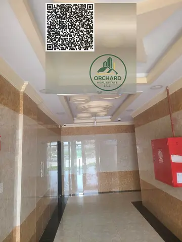 BUILDING FOR SALE (G+4)