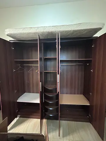 Dark wood 5-door wardrobe/armoire with shelves and hanging space (used)