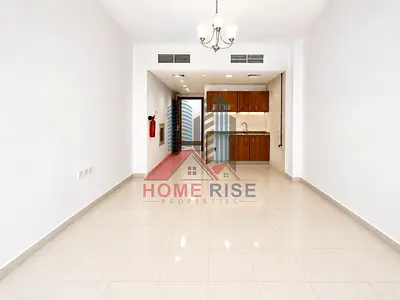 Spacious studio parking only for family