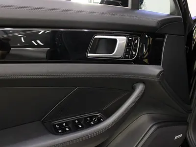 2020 Porsche PANAMERA 缩略图 12