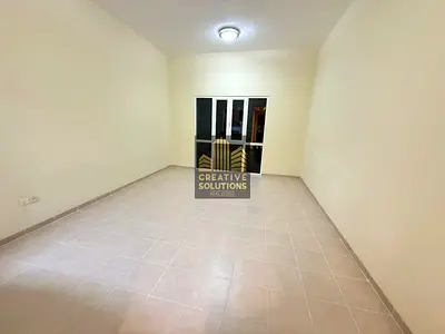 شقة استوديو | موغول كلاستر | المعيشة في الشرفة