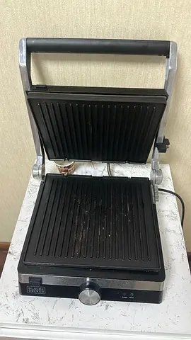 Black+Decker Electric Sandwich Maker and Health Grill