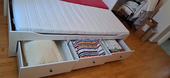 Ikea Hemnes Daybed with 2 Matresses In Perfect condition