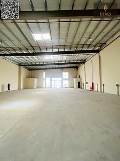 🏢 PRIME WAREHOUSE & SHOWROOM FOR RENT IN UMM AL QUWAIN | 9,000 SQFT | 100 KW POWER | HIGH-VISIBIL