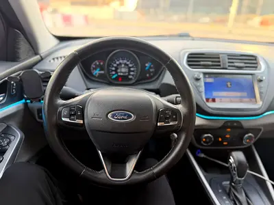 صورة 10 لـ 2020 FORD ESCORT