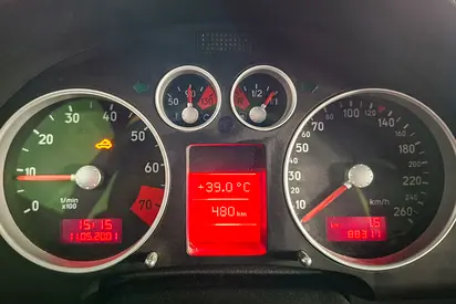 2001 AUDI TT — фото 14
