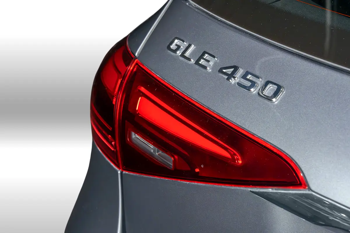Mercedes-Benz GLE-Class 2025
