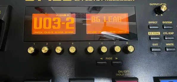 Boss GT 100 guitar multi effects pedal