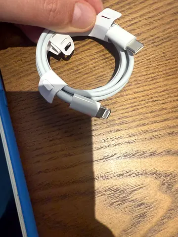 Apple USB-C to Lightning Cable