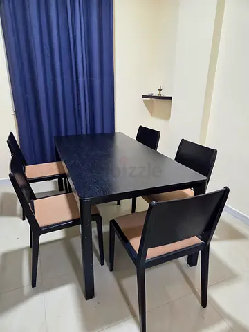 Dining table with 6 chairs - 180 x 90 cm, good condition