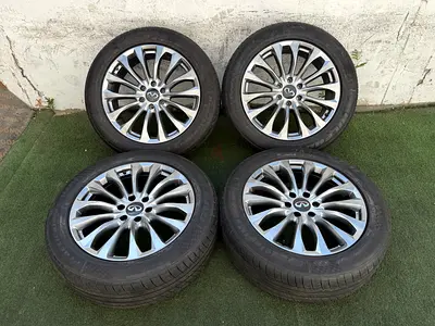 Original Infiniti QX80 22inch rims with 275/50r22 tyres