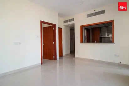 Vacant | Mid Floor | Pool and Boulevard View