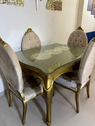 Vintage dining table Used