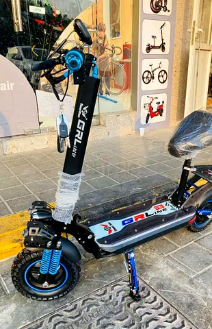 GRLine Electric Scooter with Seat — like new Condition, Off-road Tires