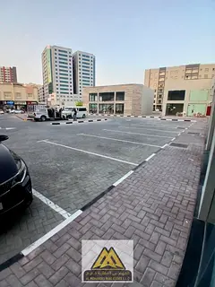 A large shop suitable for all commercial activities in the Al-Hamidiyah area, close to all services