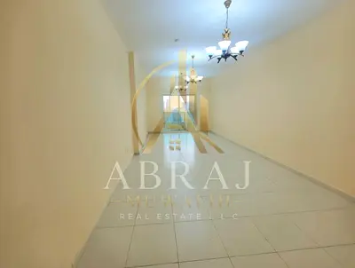 2 Bhk apartment with parking free 3 bath, master bedroom maintenance free