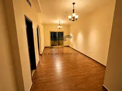 12 Chaque ! Wooden floor 1bhk ! Free Parking