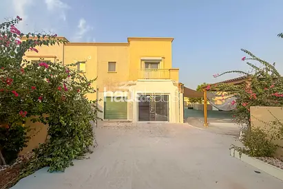 Type 3E, Extended, Corner Plot, Private Location