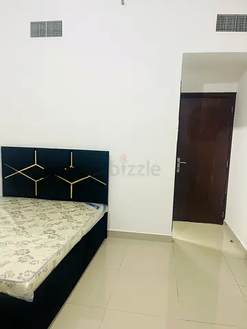 FURNISHED ROOM