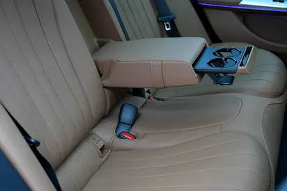 Mercedes-Benz E-Class E 200, миниатюра 17