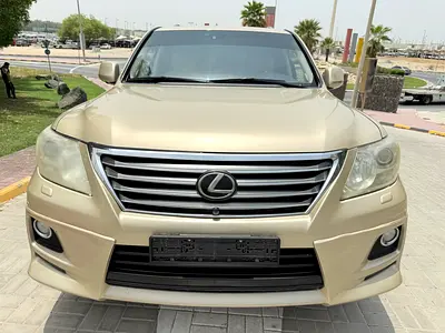 Pristine Lexus LX 570 Luxury 2011 | GCC Specs | Low Mileage