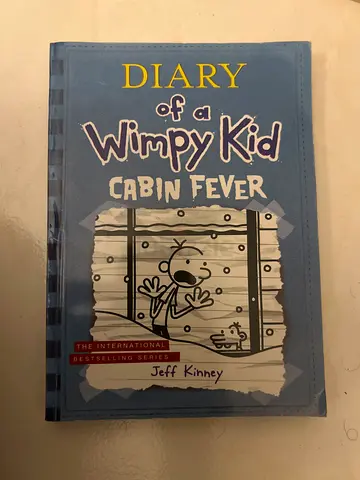 Diary of a Wimpy Kid: Cabin Fever - Jeff Kinney (Paperback)