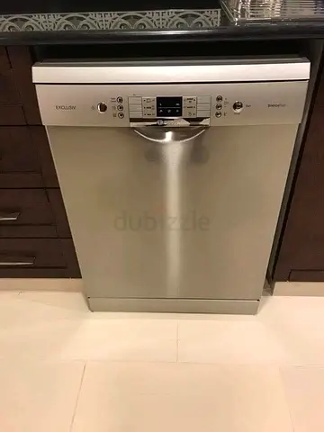 Free delivery Bosch digital 3 rack dishwasher - good working condition