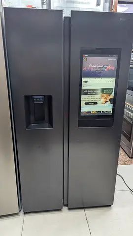 Samsung Fridge Freezer side by side family hub