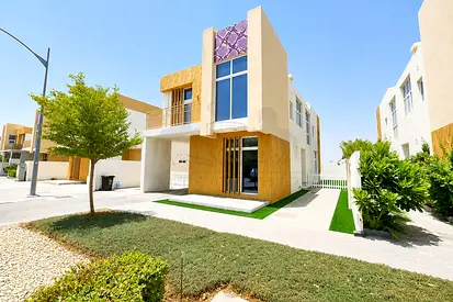 Spacious Family Home | Peaceful Neighborhood | Ready to Move