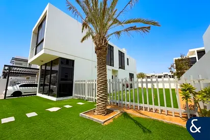 6 Bed Standalone | Great Condition | VOT