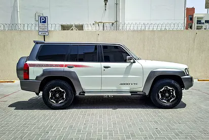2022 Nissan PATROL SAFARI 缩略图 4