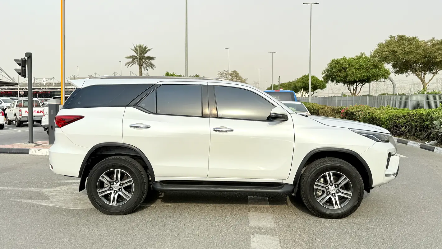 Toyota Fortuner 2023